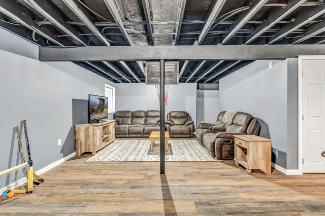 $515,000 | 7 Alard Drive, Hermon, ME 04401