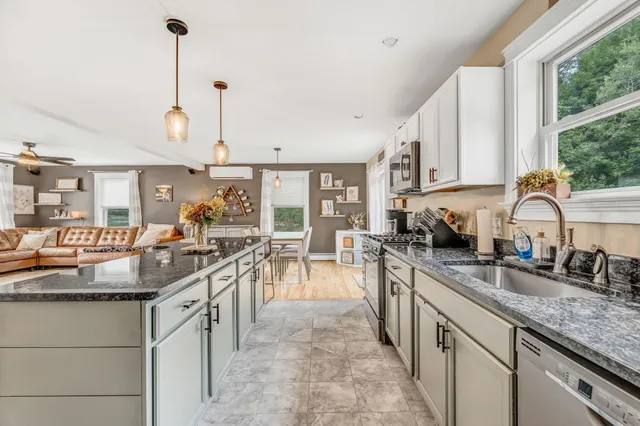 $515,000 | 7 Alard Drive, Hermon, ME 04401