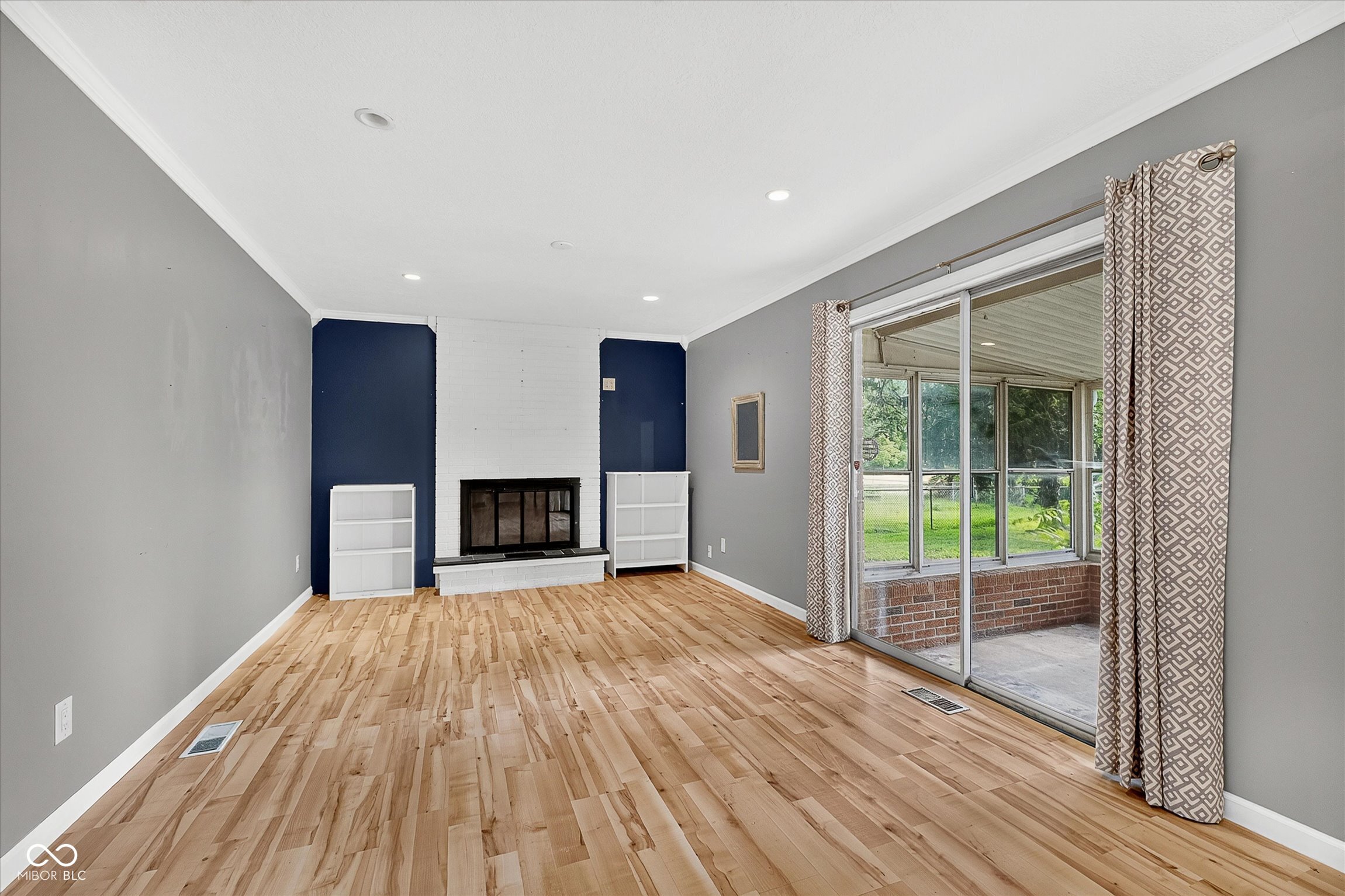7301 South Franklin Road Indianapolis, IN 46259 - Photo 7 of 33 Gallery Image 7