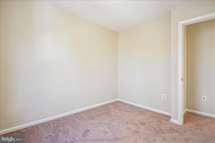 7904 Forest Path Way Springfield, VA 22153 - Photo 10 of 19