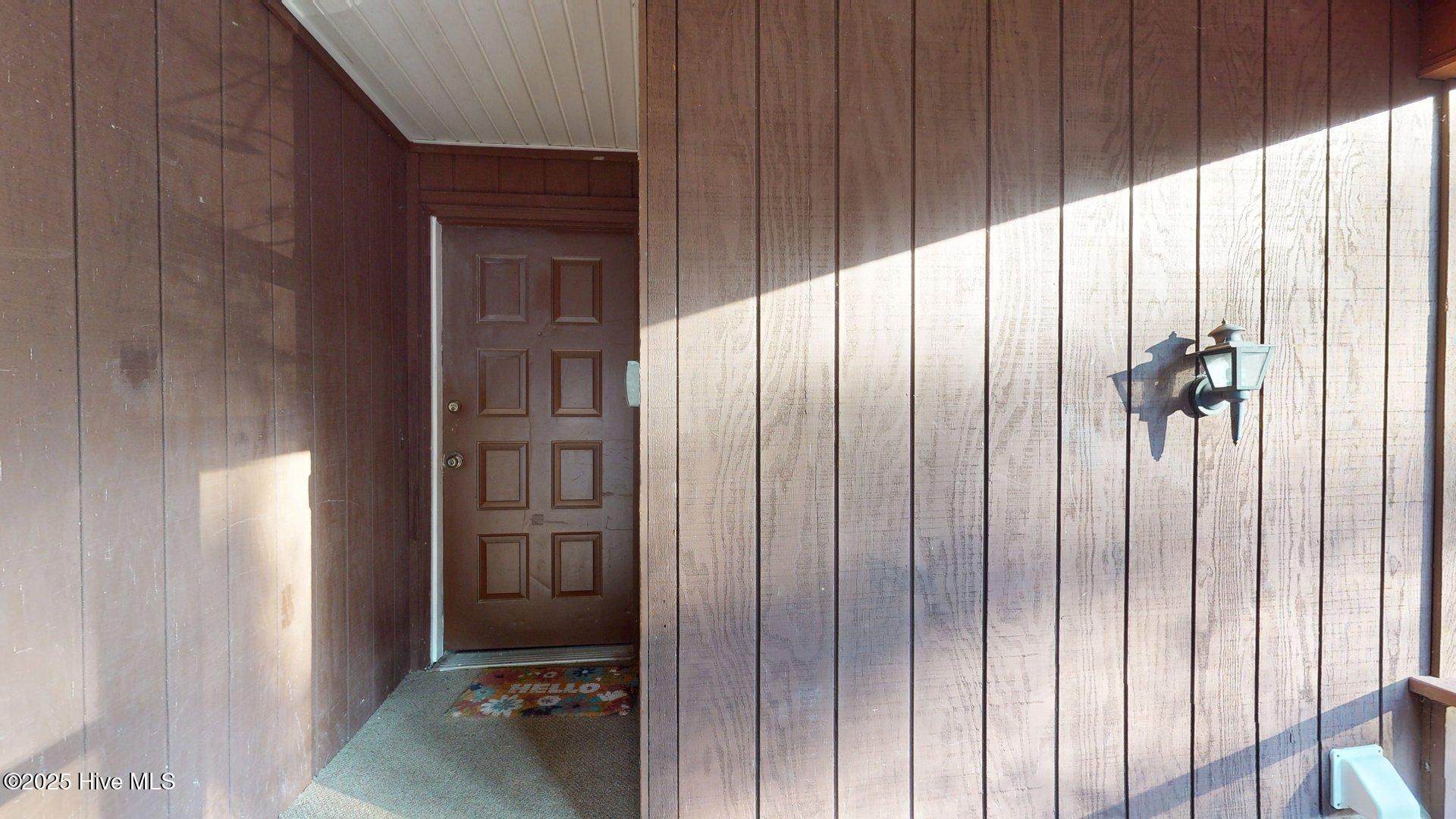 704-Dover-Street-02102025_155940