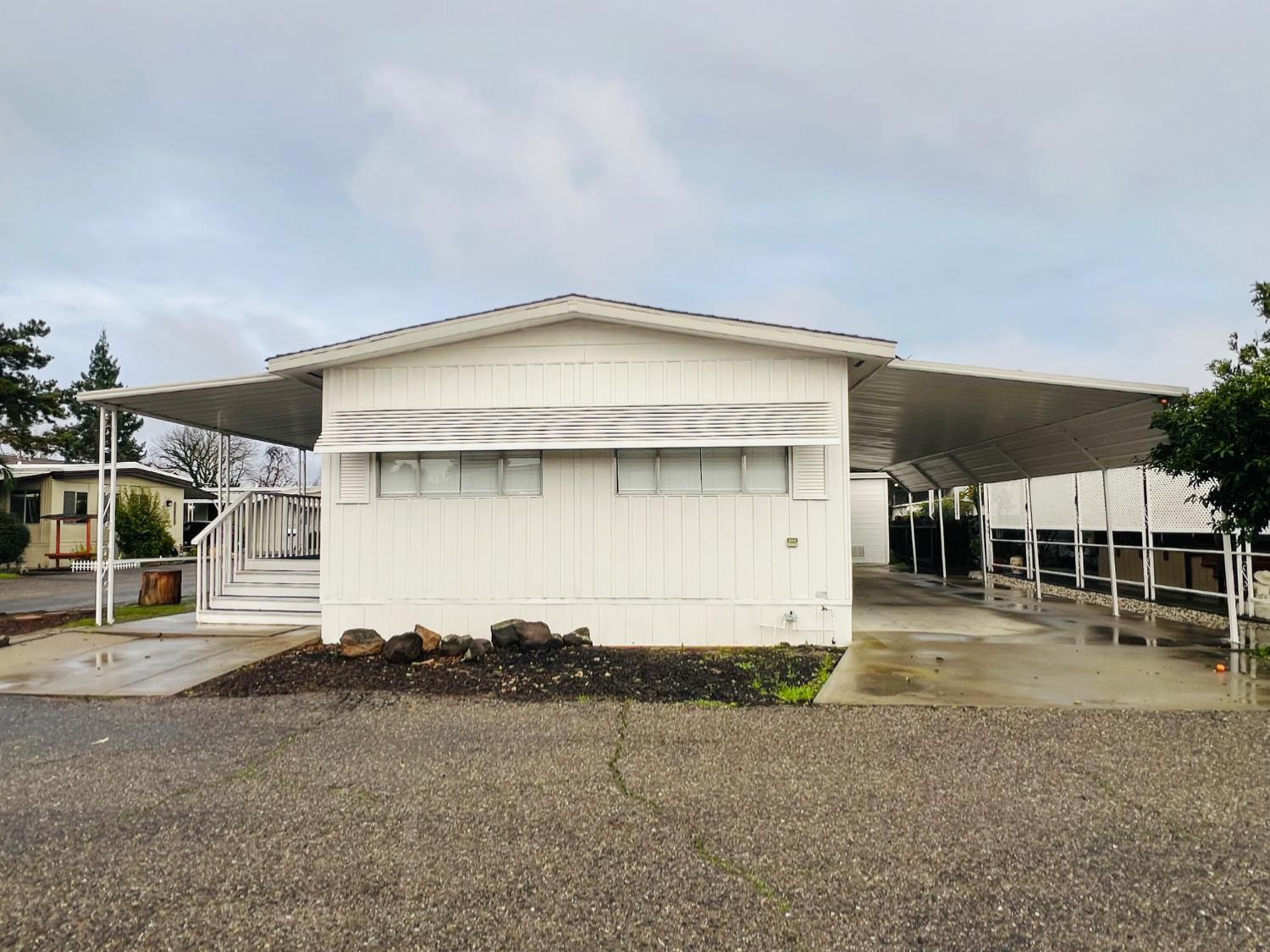 2307 Oakdale Road, Unit 32 Modesto, CA 95355 - Photo 17 of 19