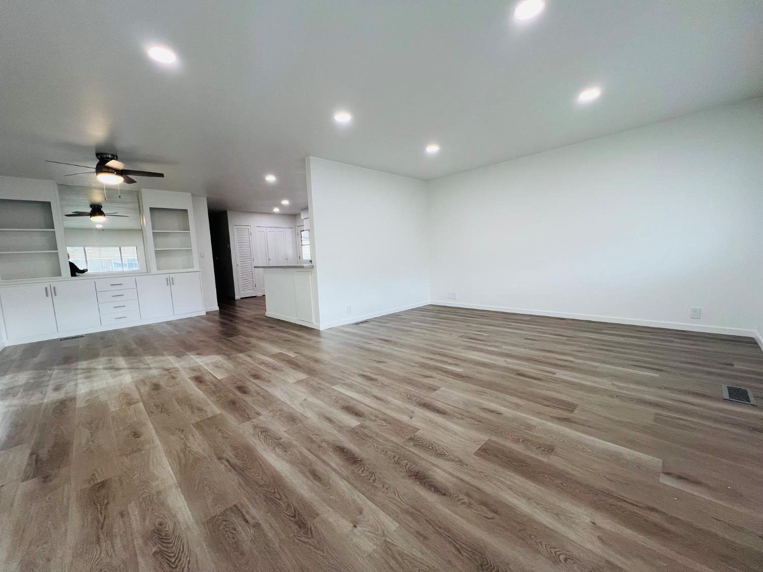 2307 Oakdale Road, Unit 32 Modesto, CA 95355 - Photo 6 of 19