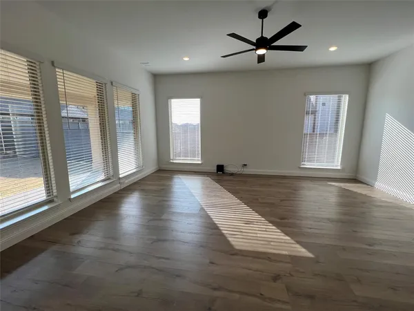 $2,980 | 832 Blue Yucca Lane, Little Elm, TX 76227