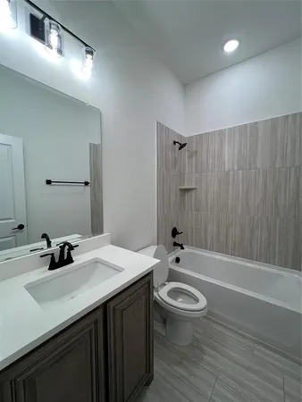 $2,980 | 832 Blue Yucca Lane, Little Elm, TX 76227