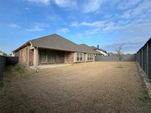 $2,980 | 832 Blue Yucca Lane, Little Elm, TX 76227