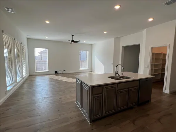 $2,980 | 832 Blue Yucca Lane, Little Elm, TX 76227