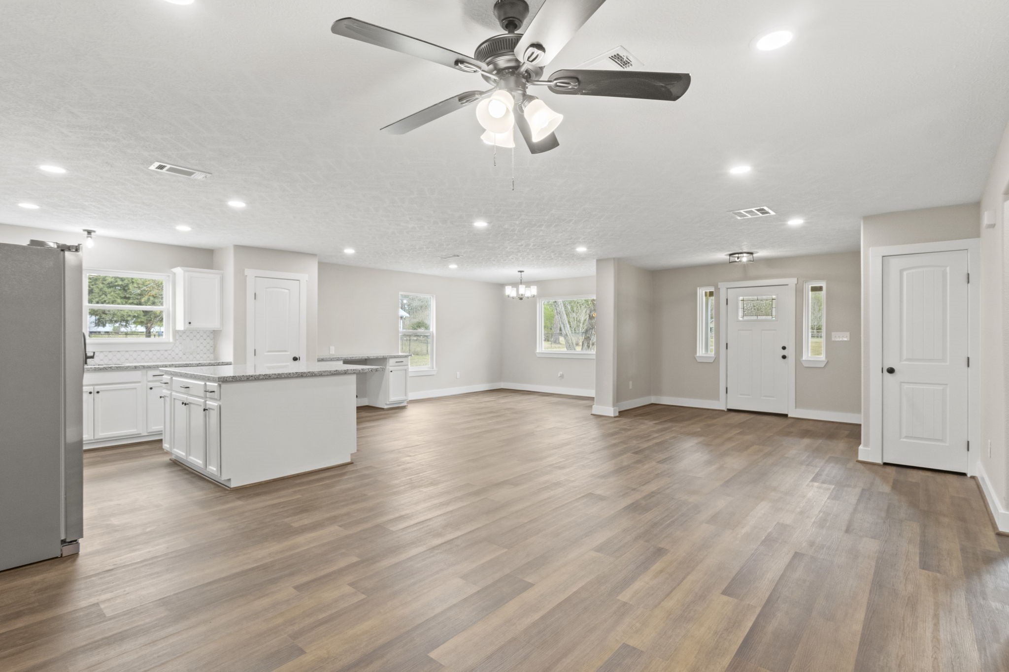 2357 Neyland Road Silsbee, TX 77656 - Photo 15 of 38 Open Layout