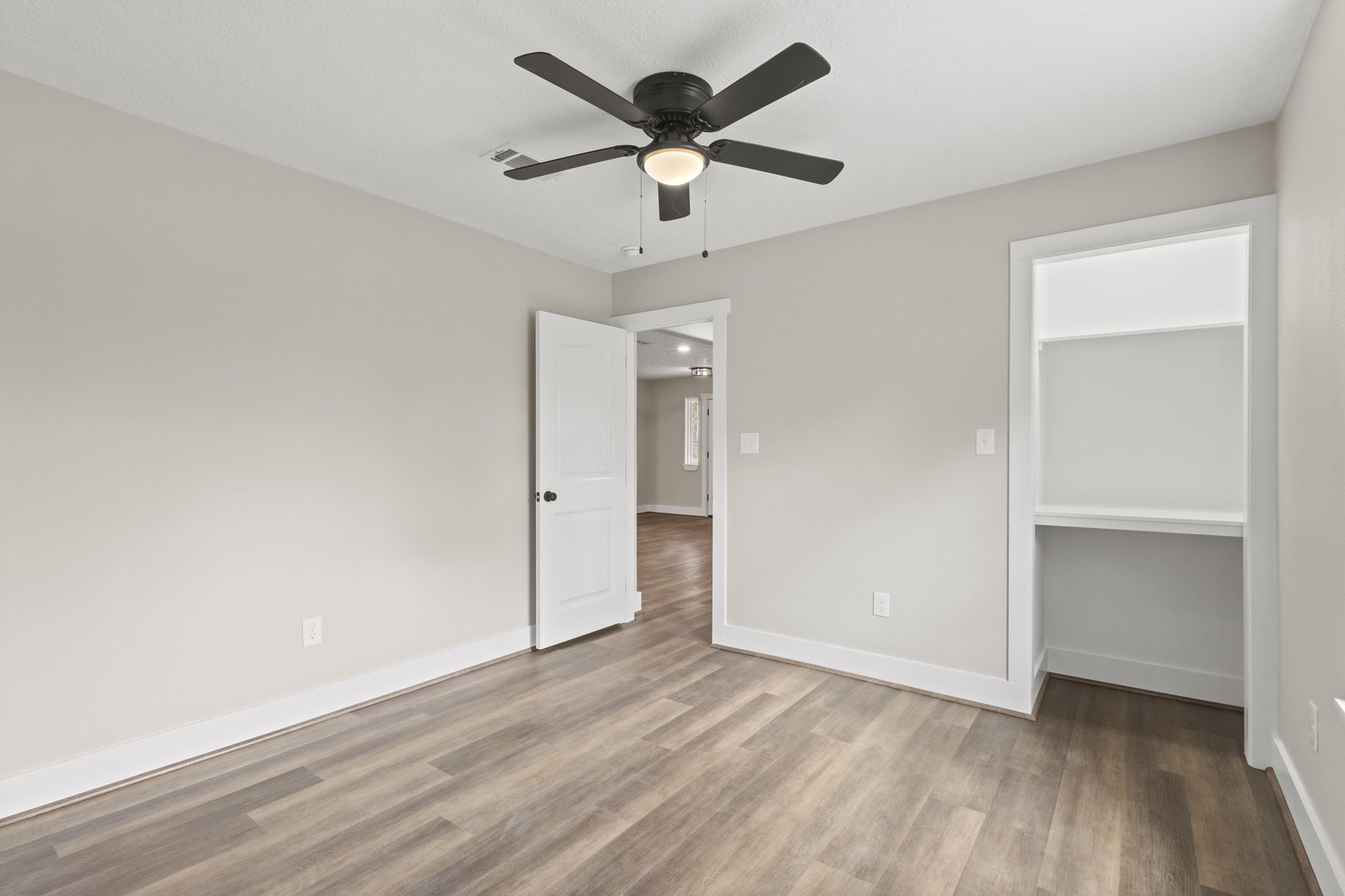 2357 Neyland Road Silsbee, TX 77656 - Photo 27 of 38 Bedroom 2