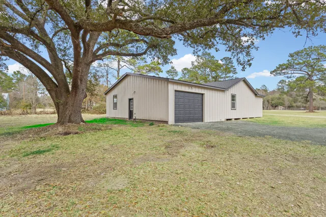 $325,000 | 2357 Neyland Road, Silsbee, TX 77656