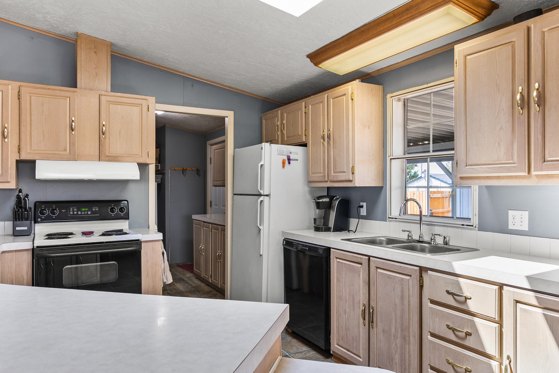 6948 Southwest Shad Road Terrebonne, OR 97760 - Photo 12 of 27 Gallery Image 12