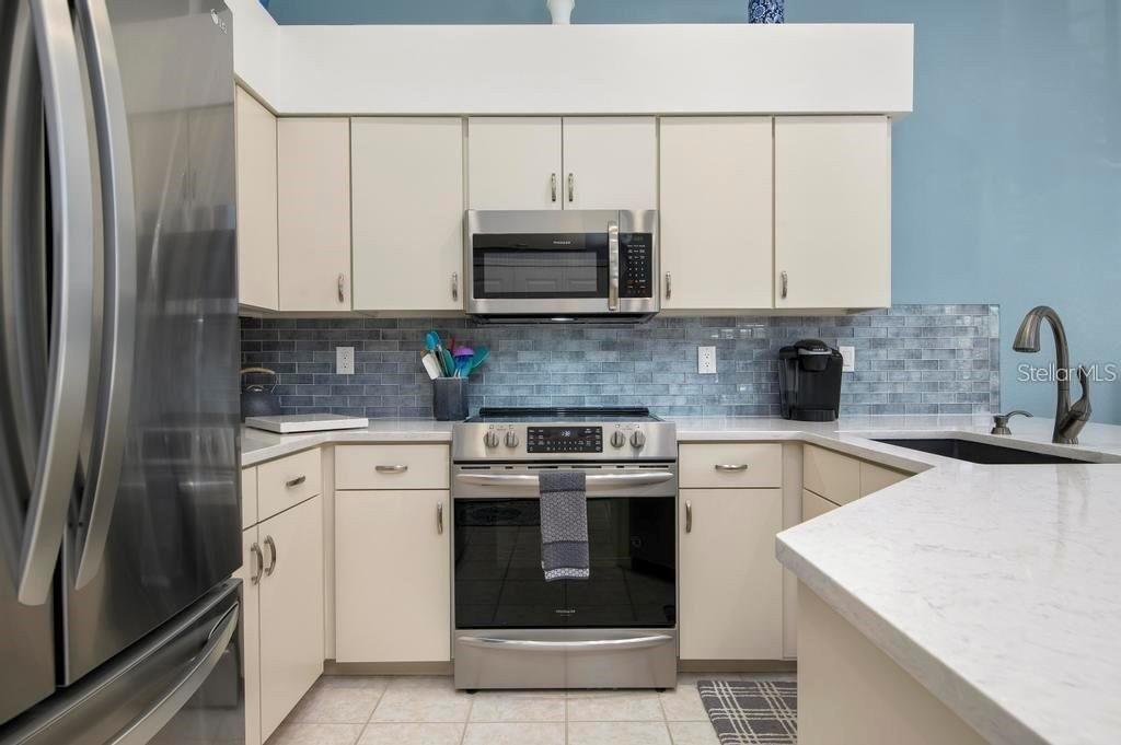 1811 Highland Road Osprey, FL 34229 - Photo 12 of 19