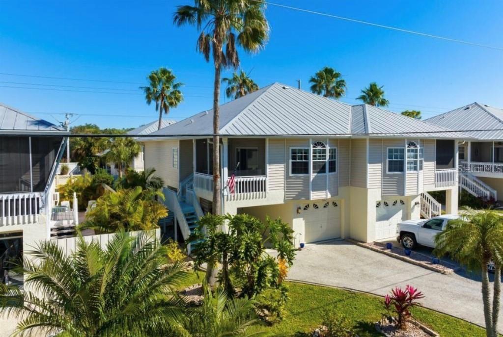 1811 Highland Road Osprey, FL 34229 - Photo 2 of 19