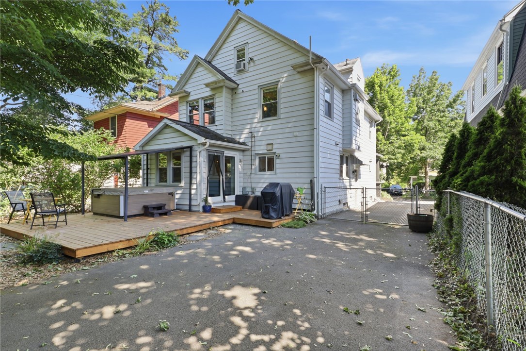 359 Rockingham Street Rochester, NY 14620 - Photo 28 of 36