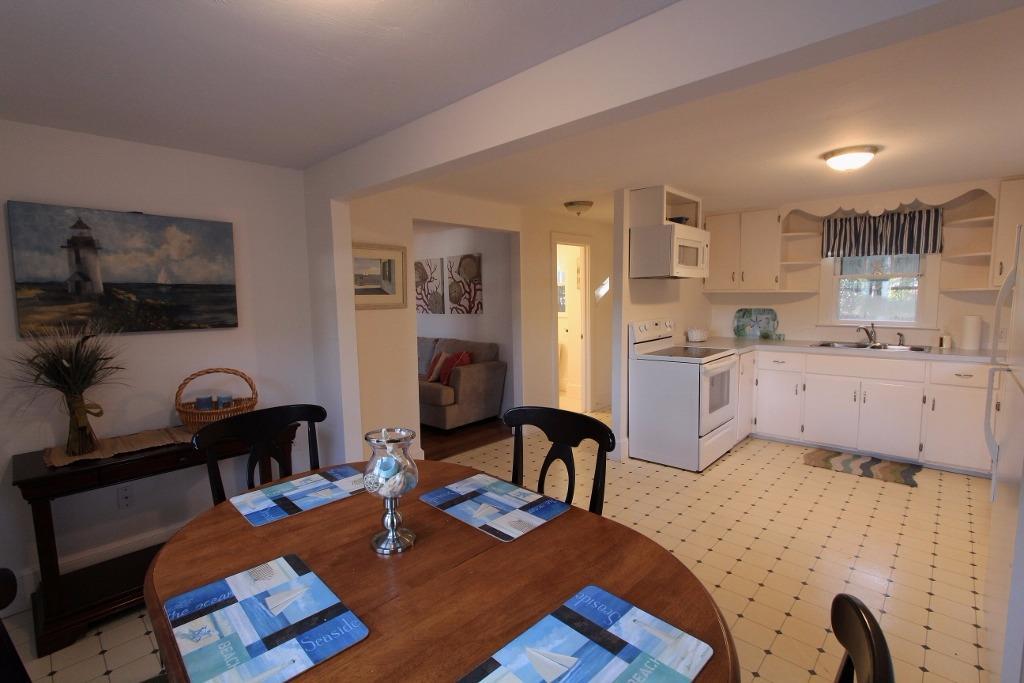466 Old Mill Road Osterville, MA 02655 - Photo 20 of 35 Dining/Kitchen