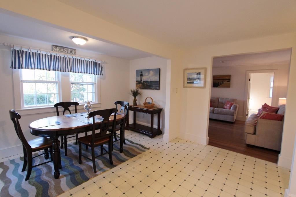 466 Old Mill Road Osterville, MA 02655 - Photo 2 of 35 Eat-In Kitchen