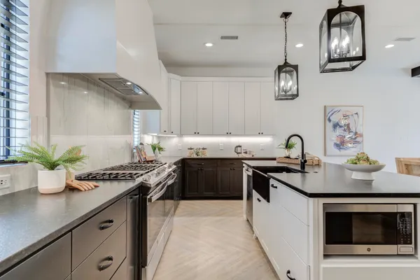 $995,000 | 6314 88th Street, Lubbock, TX 79424