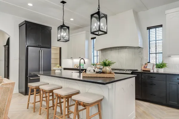 $995,000 | 6314 88th Street, Lubbock, TX 79424