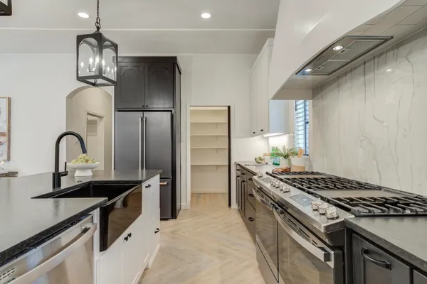 $995,000 | 6314 88th Street, Lubbock, TX 79424