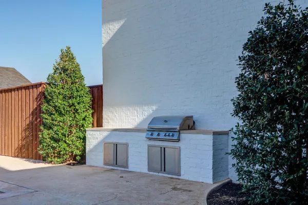$995,000 | 6314 88th Street, Lubbock, TX 79424