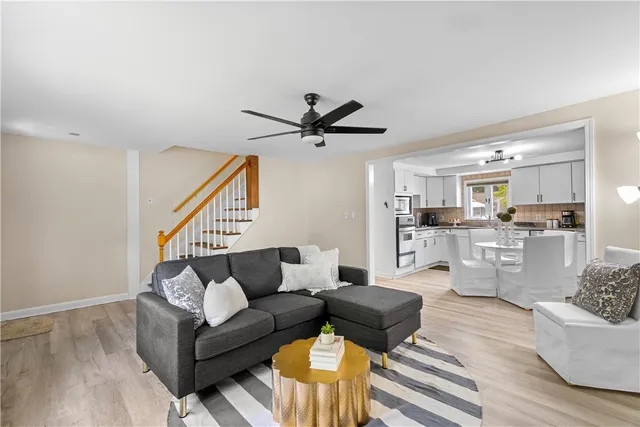 $474,999 | 28 Alton Avenue, Cumberland, RI 02864