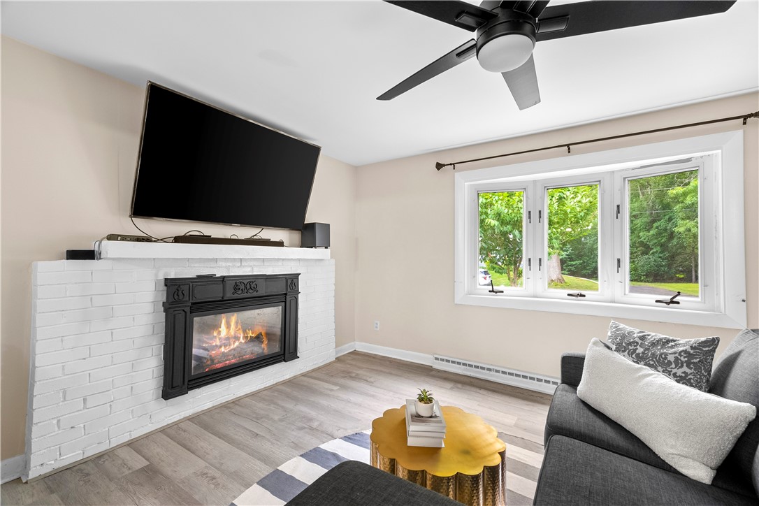 28 Alton Avenue Cumberland, RI 02864 - Photo 13 of 43