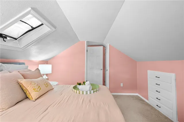 $474,999 | 28 Alton Avenue, Cumberland, RI 02864