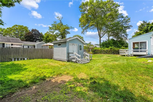 $474,999 | 28 Alton Avenue, Cumberland, RI 02864