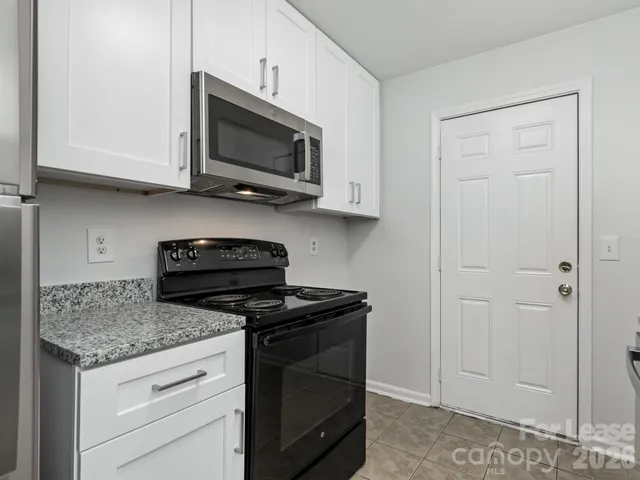 $1,075 | 2611 Holton Avenue, Unit 4, Charlotte, NC 28208