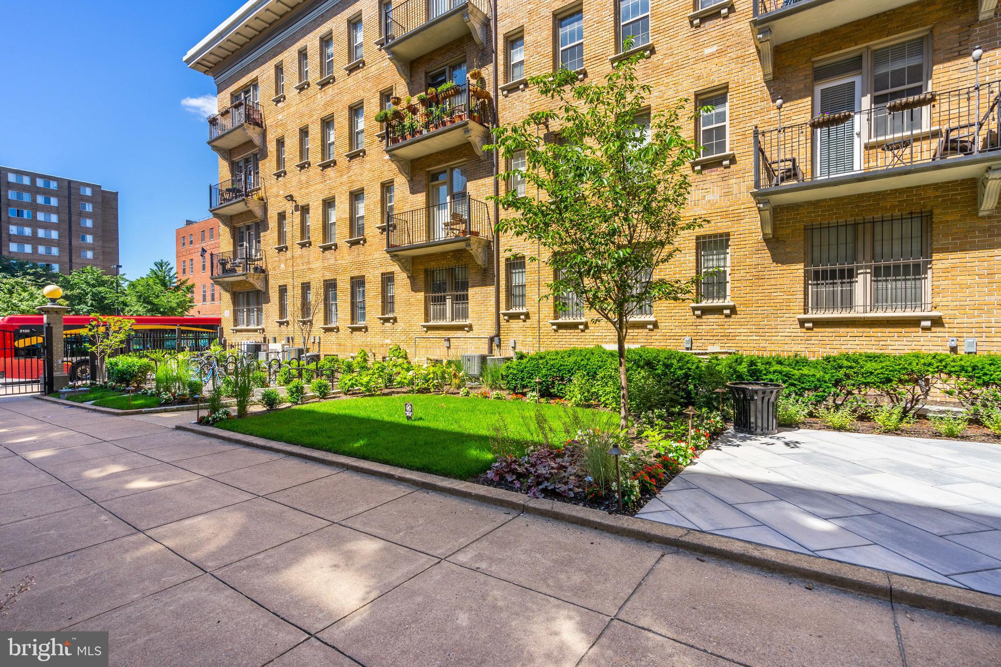 1401 Columbia Road Northwest, Unit 215 Washington, DC 20009 - Photo 1 of 31