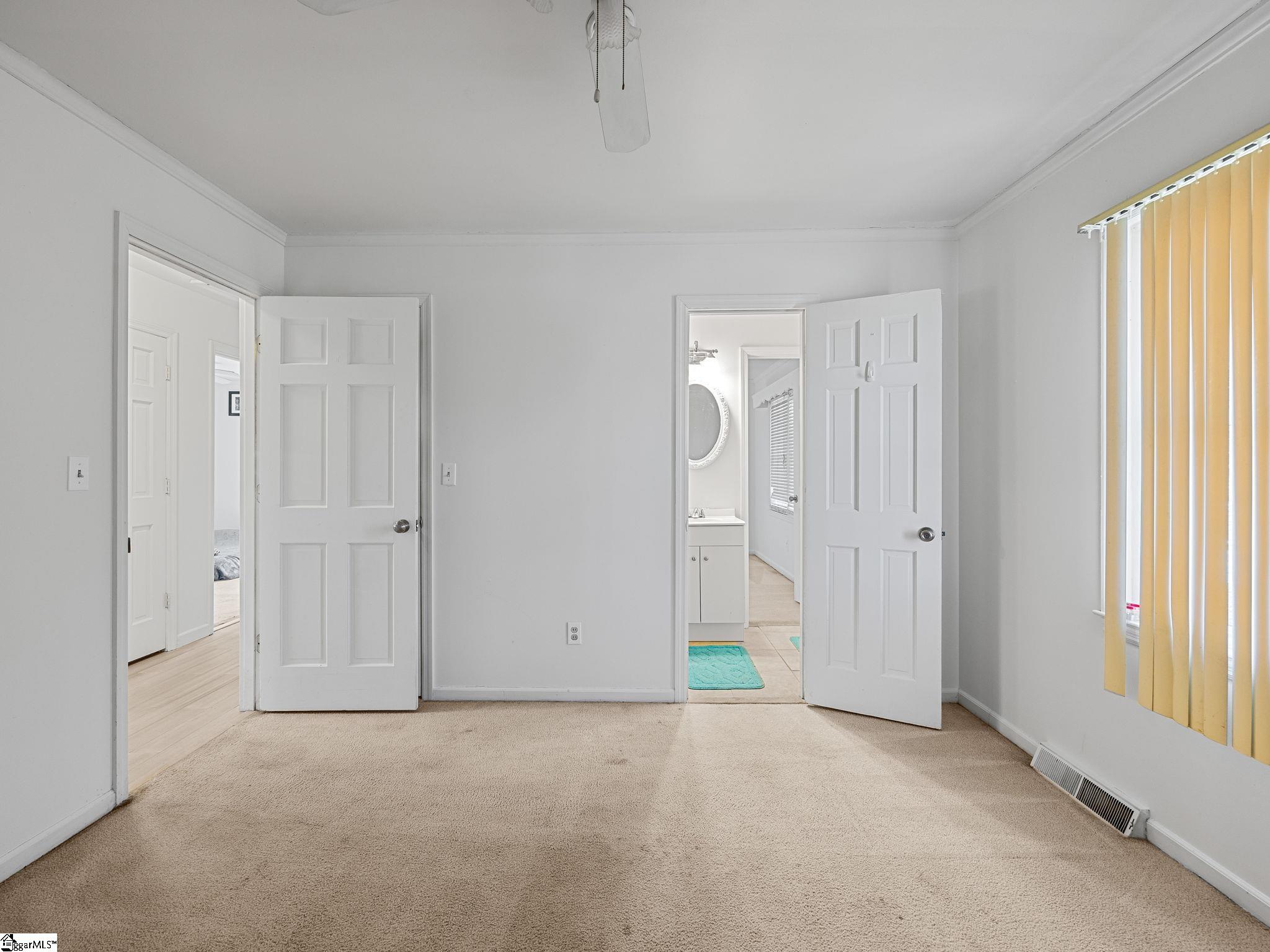 304 Mitchell Road Greenville, SC 29615 - Photo 18 of 36 Gallery Image 18