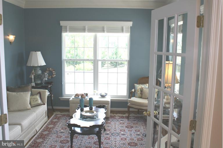 8439 Den Circle King George, VA 22485 - Photo 18 of 30 Living Room