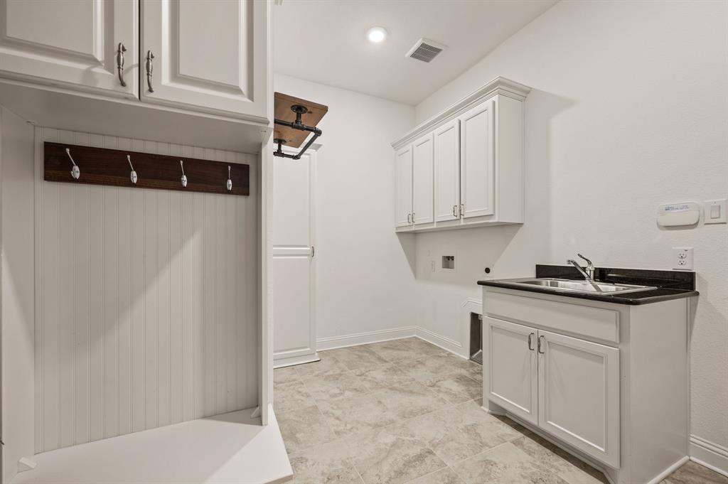 6809 Schubert Colleyville, TX 76034 - Photo 18 of 40