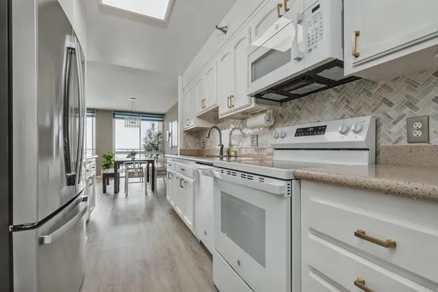 $1,690,000 | 1750 Avenida Del Mundo, Unit 601, Coronado, CA 92118