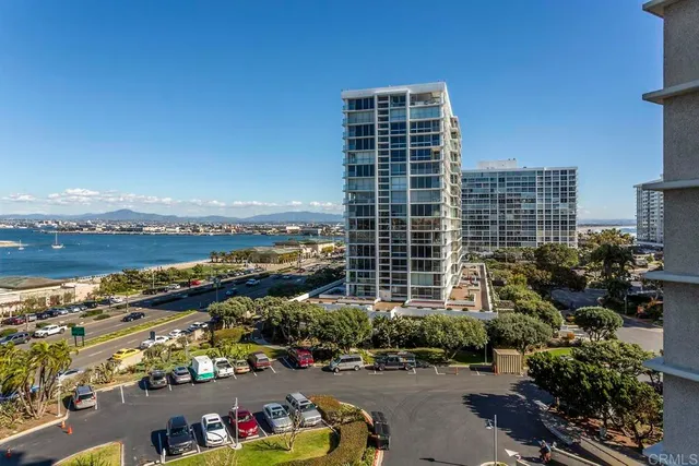 $1,690,000 | 1750 Avenida Del Mundo, Unit 601, Coronado, CA 92118