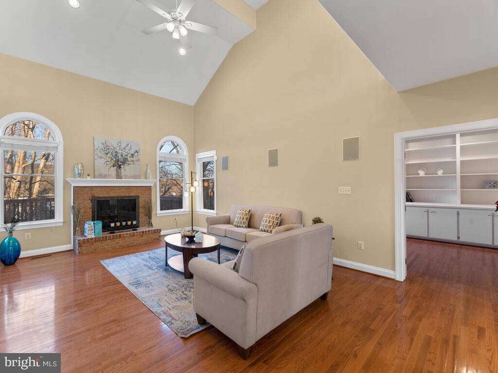 12119 Sheets Farm Road Gaithersburg, MD 20878 - Photo 9 of 60 Gallery Image 9
