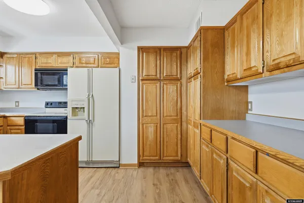 $340,000 | 3521 East 18th Street, Casper, WY 82609