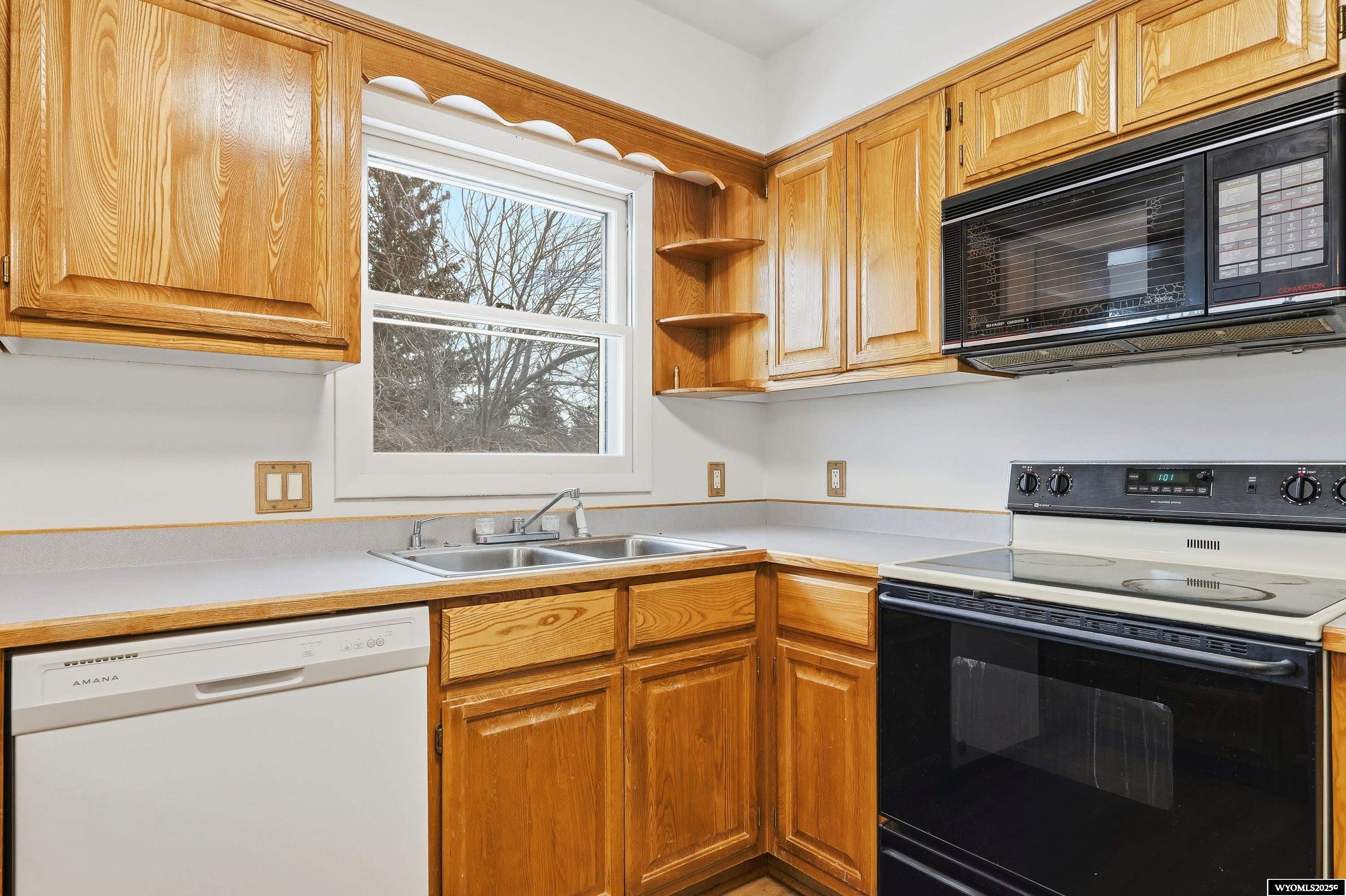 3521 East 18th Street Casper, WY 82609 - Photo 5 of 22