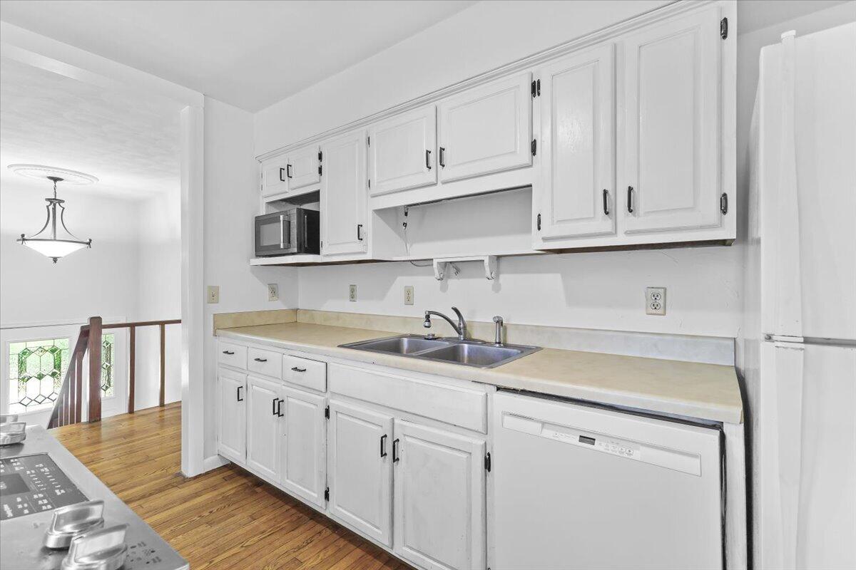 3131 Green Ridge Road Roanoke, VA 24019 - Photo 3 of 41 12-3131 Green Ridge Rd-12