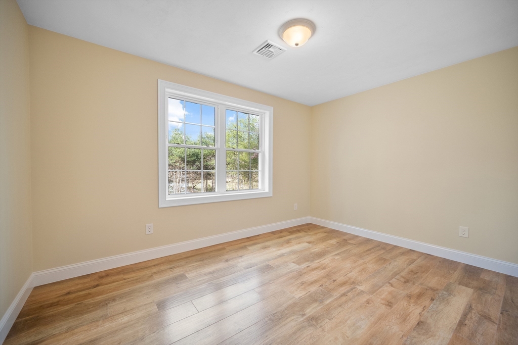107 Harrington Road Charlton, MA 01507 - Photo 21 of 42 Gallery Image 21