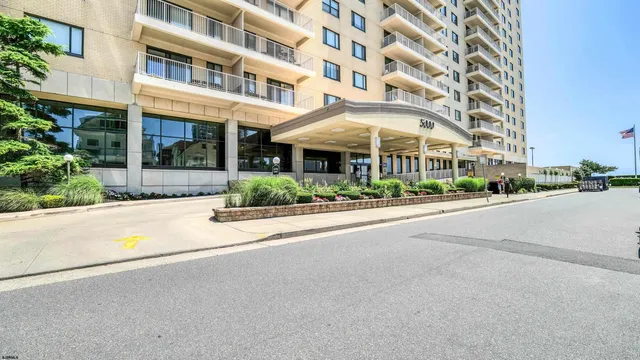 $439,000 | 5000 Boardwalk, Unit 211, Ventnor City, NJ 08406