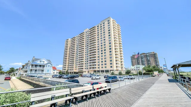 $439,000 | 5000 Boardwalk, Unit 211, Ventnor City, NJ 08406