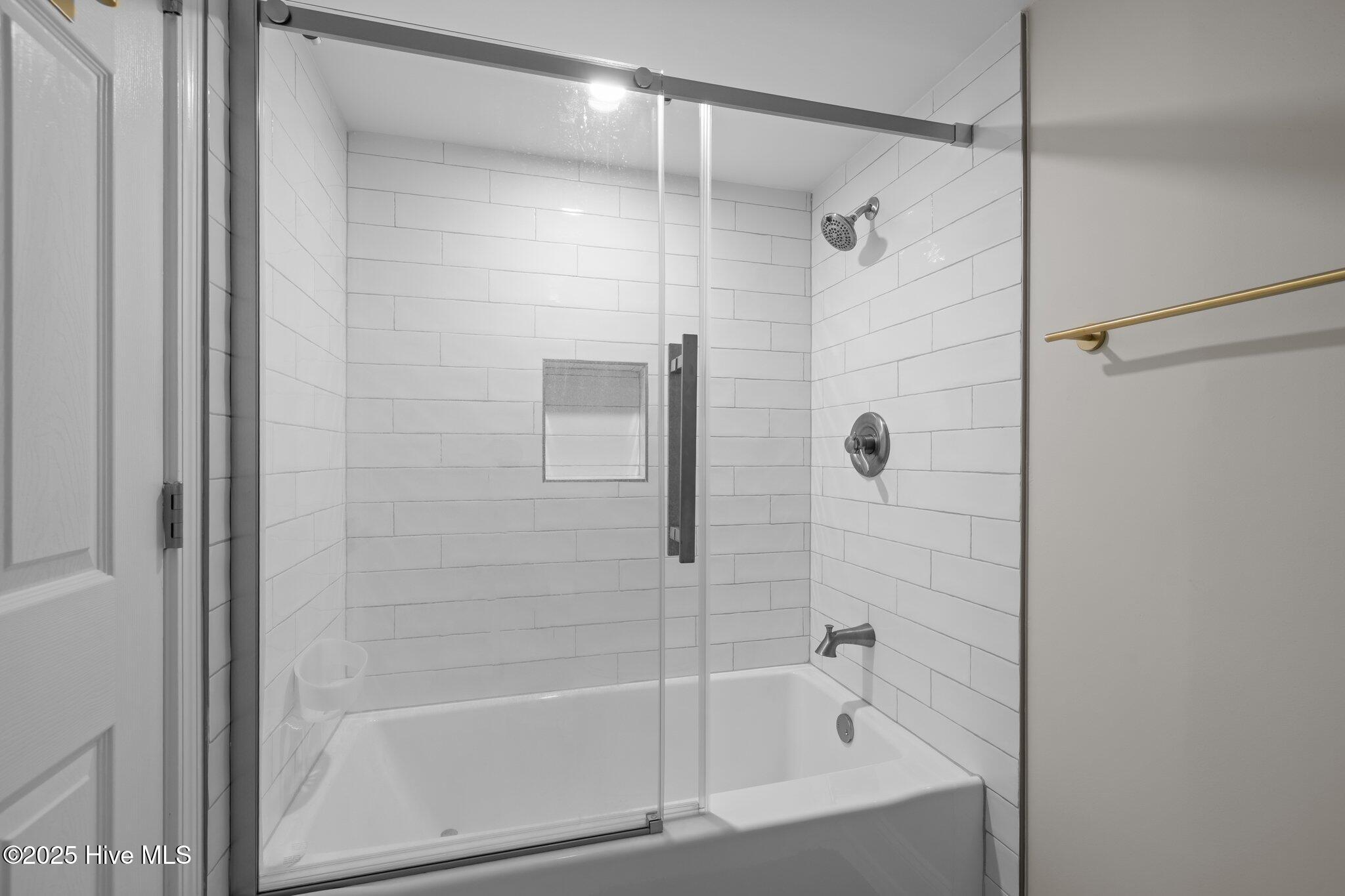 130 Salter Path Road, Unit 73N Pine Knoll Shores, NC 28512 - Photo 21 of 46 Primary Bathroom