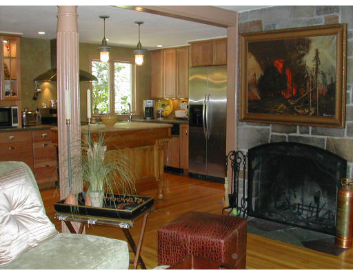 12 South View Road Lynn, MA 01904 - Photo 4 of 6 Gallery Image 4
