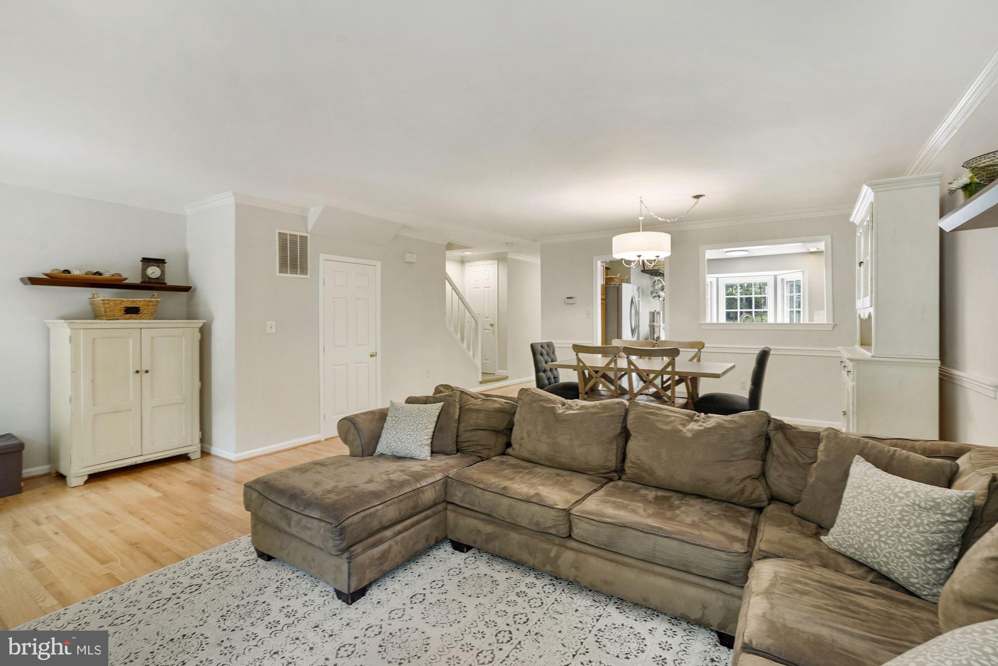 11730 Great Owl Circle Reston, VA 20194 - Photo 34 of 35 Open Floorplan!