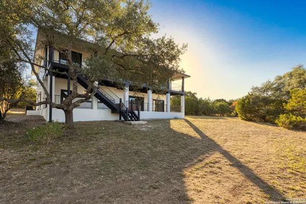 $3,800 | 141 Oak Shore Drive, Canyon Lake, TX 78133
