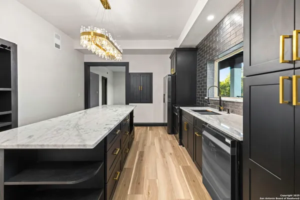 $3,800 | 141 Oak Shore Drive, Canyon Lake, TX 78133