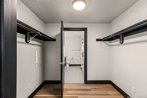 $3,800 | 141 Oak Shore Drive, Canyon Lake, TX 78133