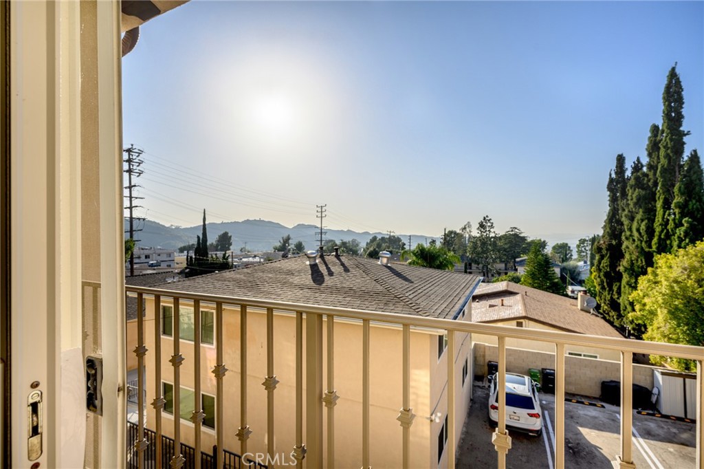7225 Apperson Street, Unit 105 Tujunga, CA 91042 - Photo 21 of 33