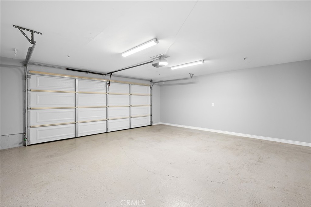 7225 Apperson Street, Unit 105 Tujunga, CA 91042 - Photo 27 of 33